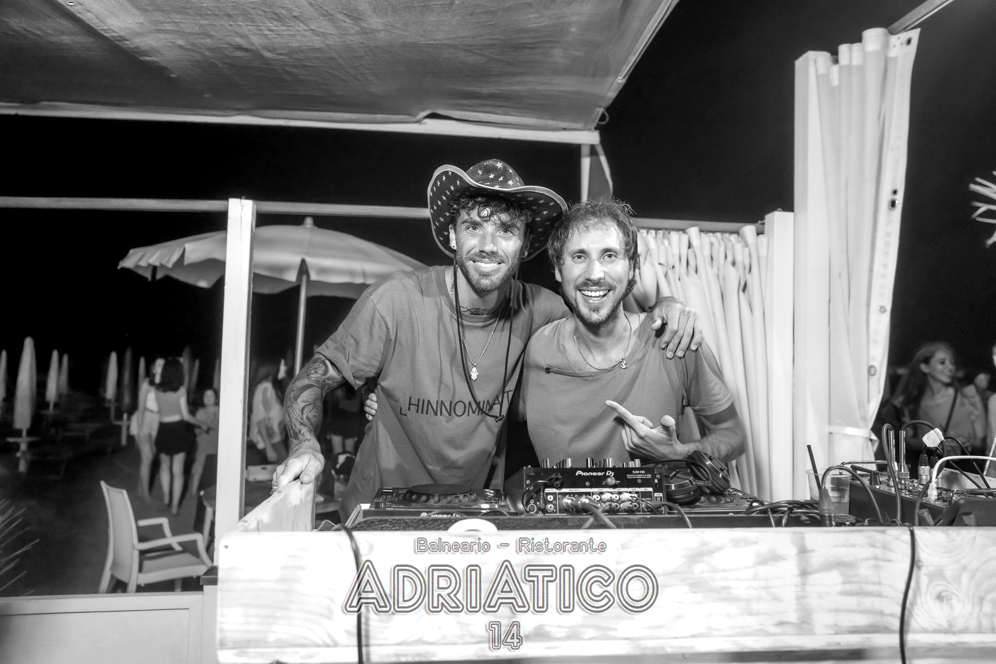 Foto 103 di 08.07.2023 Notte Rosa al Bagno Adriatico!